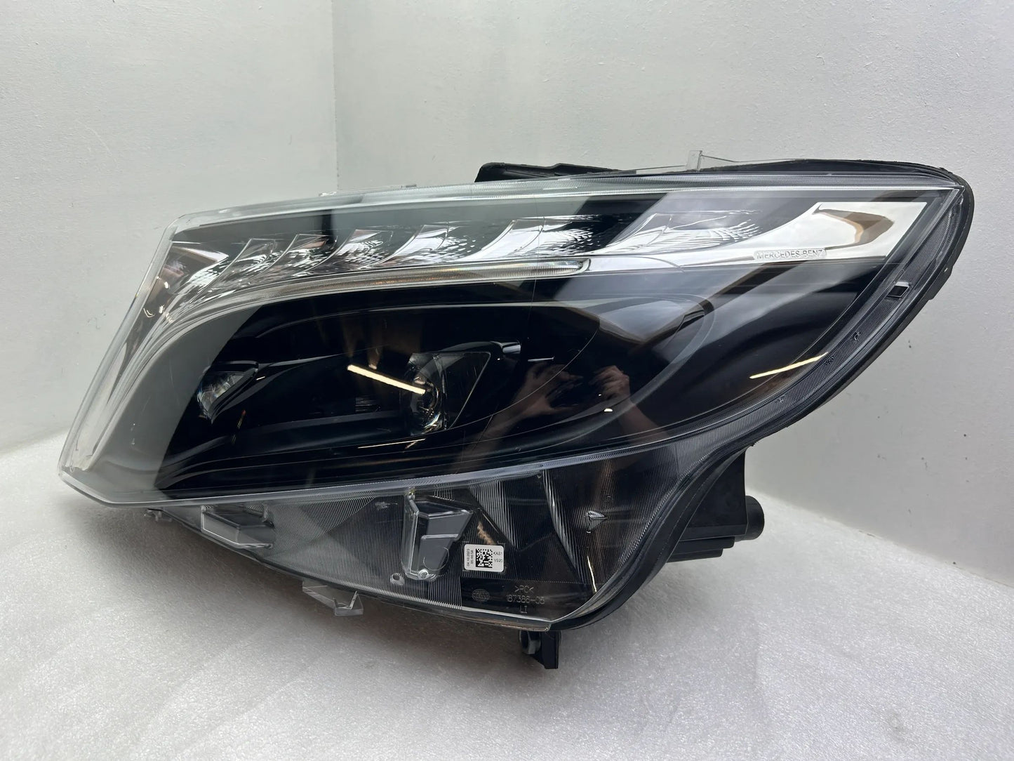 Mercedes Vito V-Klasse W447 LED Scheinwerfer links A4479063201