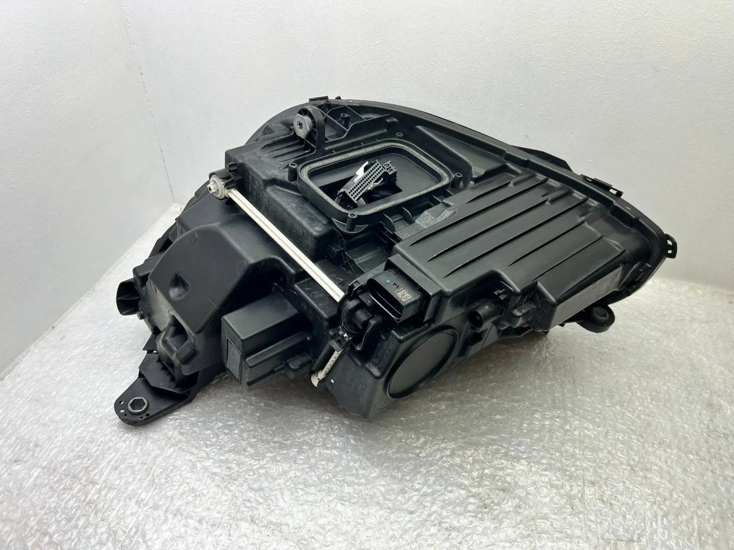 Mercedes W213 E-Klasse LED Scheinwerfer rechts A2139068808