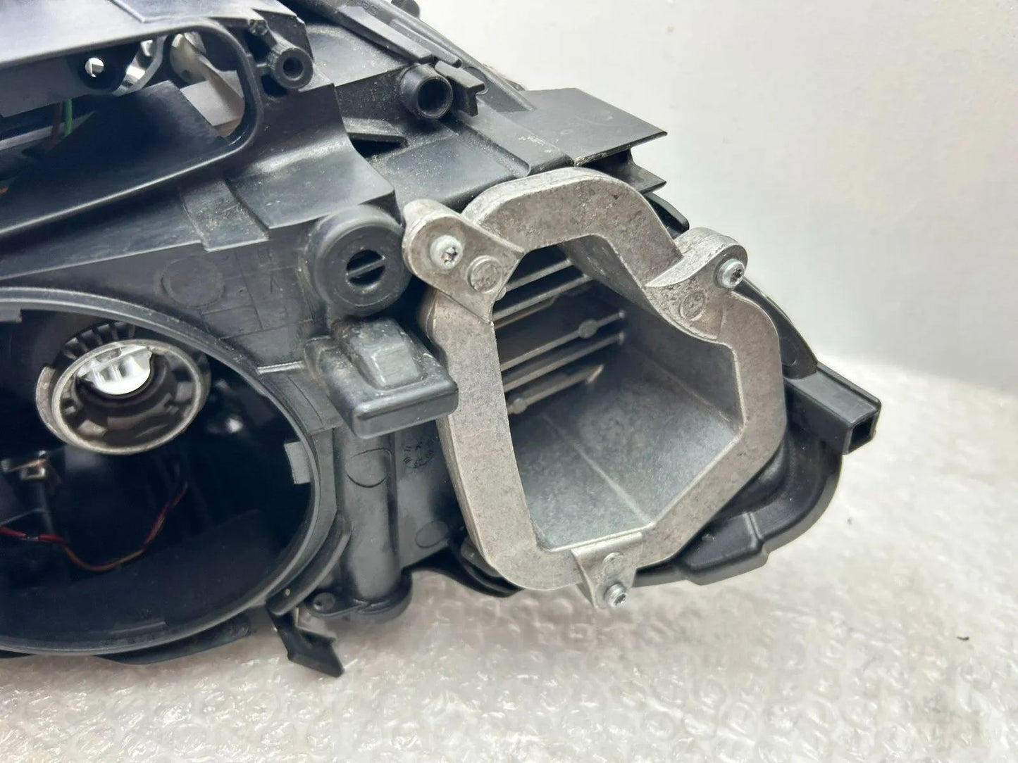 Original BMW 5er F10 F11 Xenon Scheinwerfer links 7203245