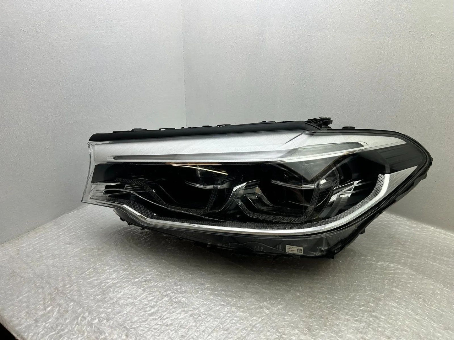 Original BMW 5er G30 G31 LED Scheinwerfer links 8499121
